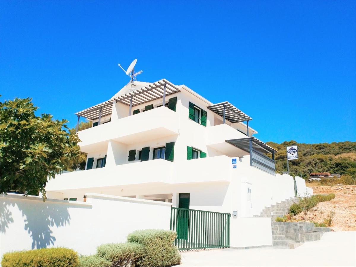 Apartments More Βις Εξωτερικό φωτογραφία
