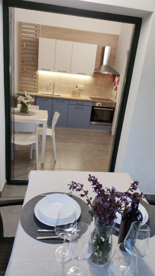 Apartments More Βις Εξωτερικό φωτογραφία