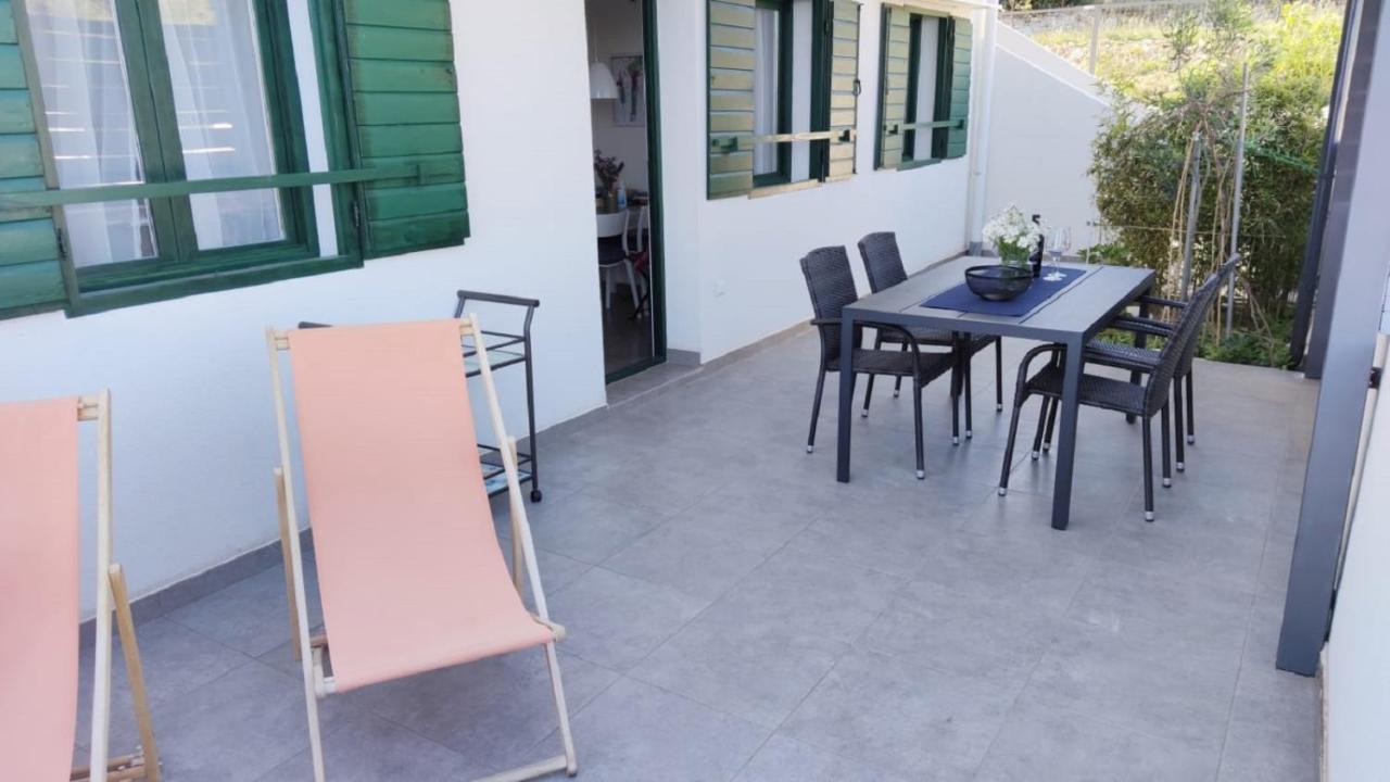 Apartments More Βις Εξωτερικό φωτογραφία